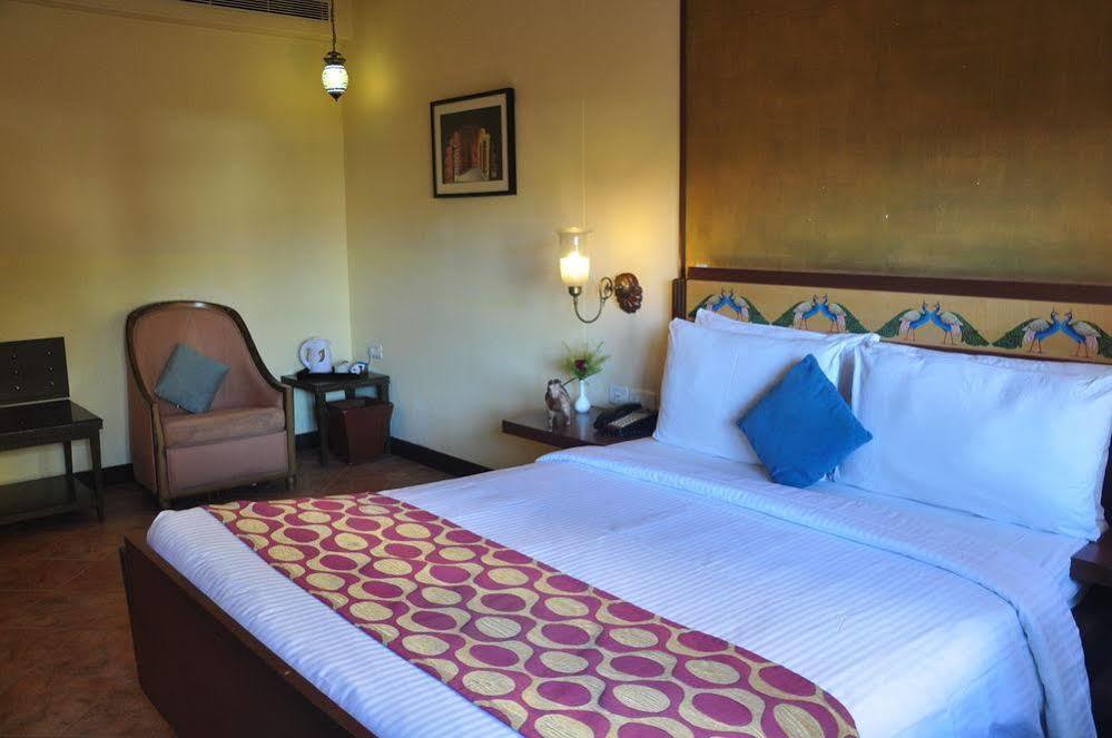 Club Mahindra Kumbhalgarh Hotel Exterior photo